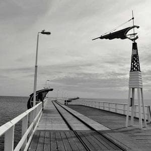 Produk Elektronik Khas 8