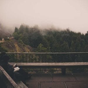 Produk Pakaian Khas 8